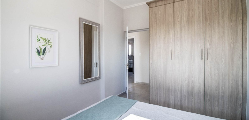 32 Eagle View, 45 Cliff Place